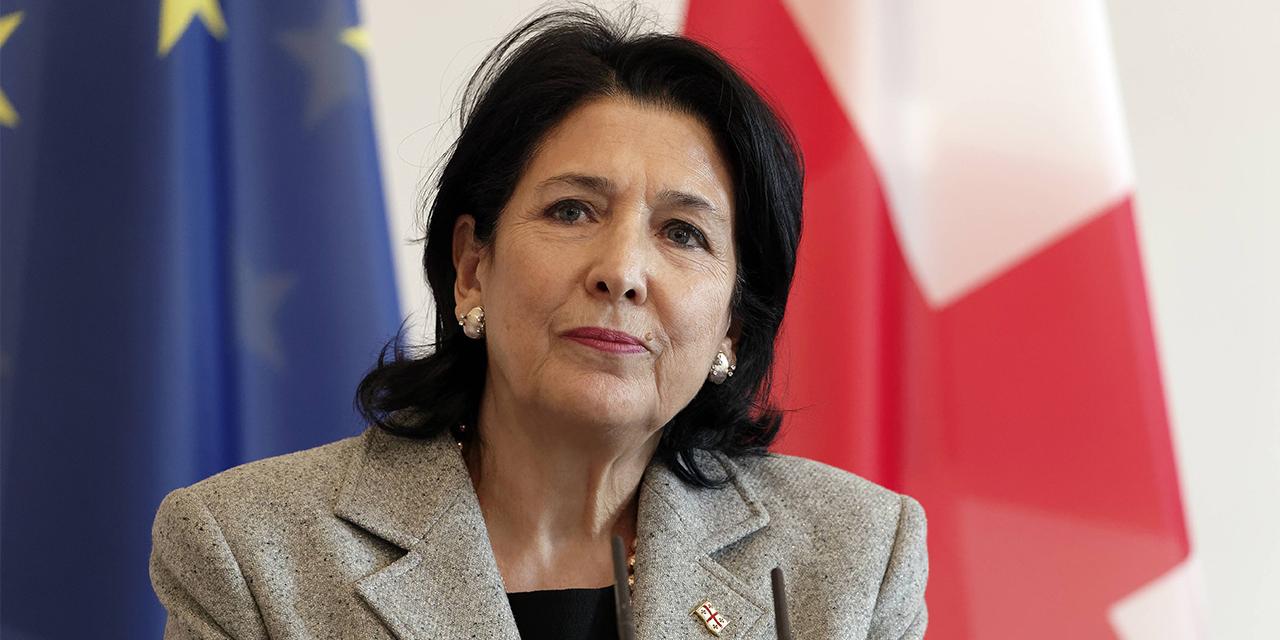 Президент Грузии обвинила Киев в недопустимой грубости к партнерам
