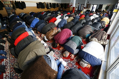 Немцы выступили против исламских праздников