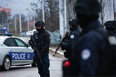 Албанцы силой захватили власть на севере Косова