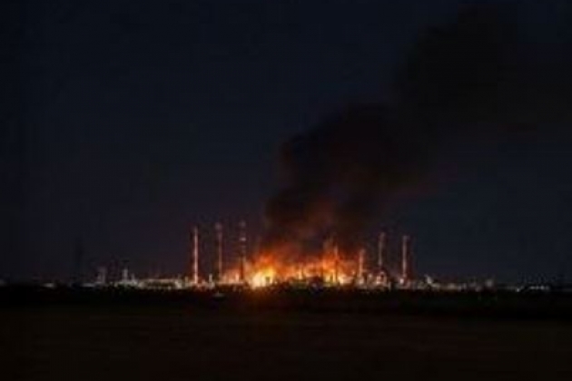 Очевидцы из Оренбурга сообщают о взрывах и атаке дронов на газоперерабатывающий завод «Газпрома»