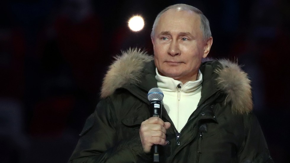 Russia's Putin ups ante in new Moscow-Washington rift: Challenges American counterpart Biden to urgent live broadcast debate