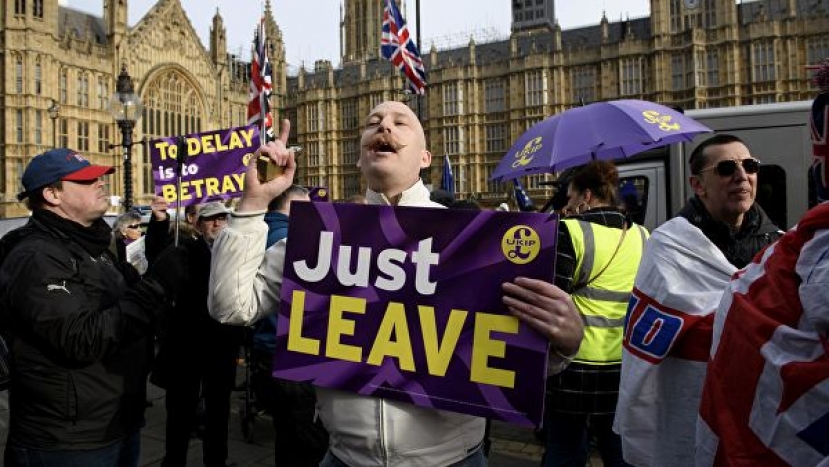Кабмин Ирландии готовит программу на случай "жесткого" и "мягкого" Brexit