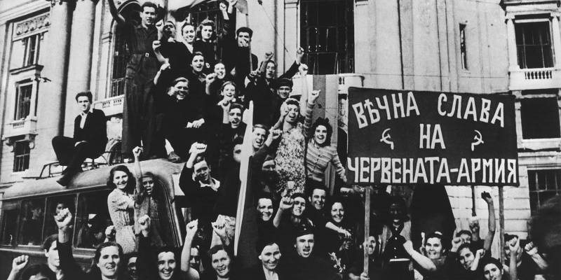 Официальное беспамятство. Почему Болгария предаёт Россию