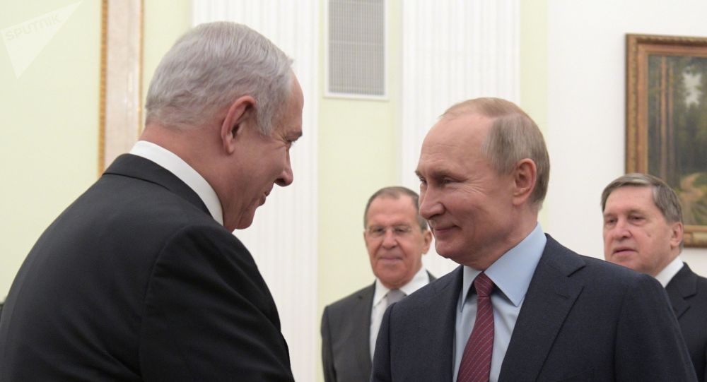 Kremlin Reveals How Russia Handles Extraordinary Meetings on Highest Level