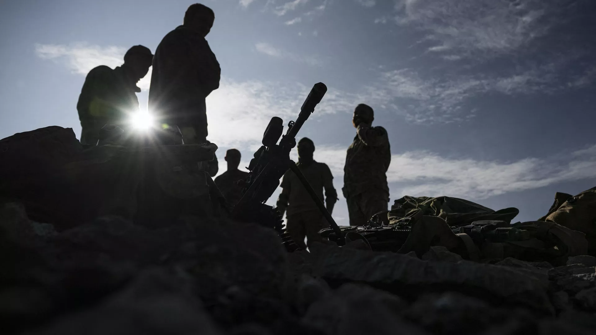 NATO 'Already Has Boots on the Ground in Ukraine', Ex-CIA Officer Says