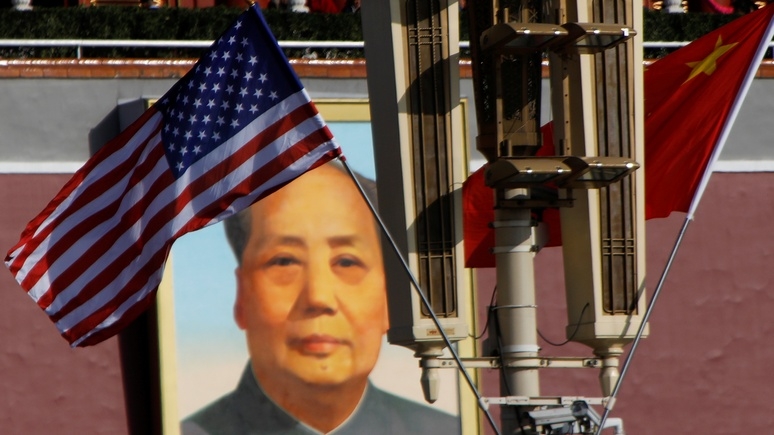 Newsweek: в холодной войне XXI века победить могут и коммунисты