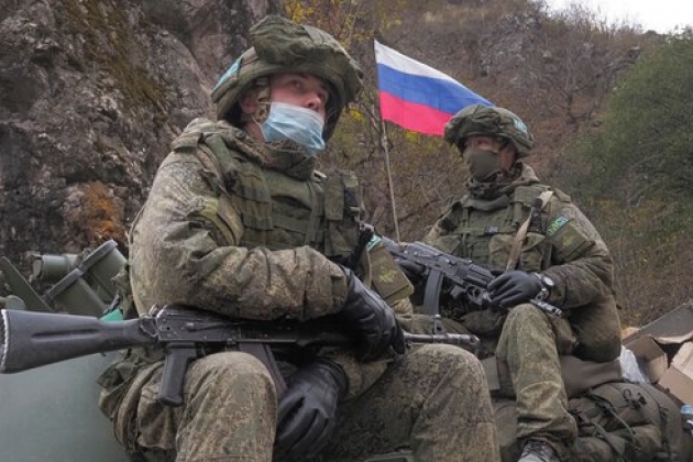 Азербайджан обвинил российских миротворцев в пособничестве военным преступлениям