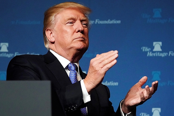 Обмазались властью. Зачем богатейшие люди мира идут в политику