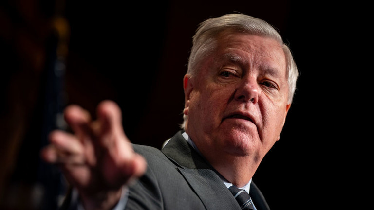 Ukraine is a ‘gold mine’ – US senator
