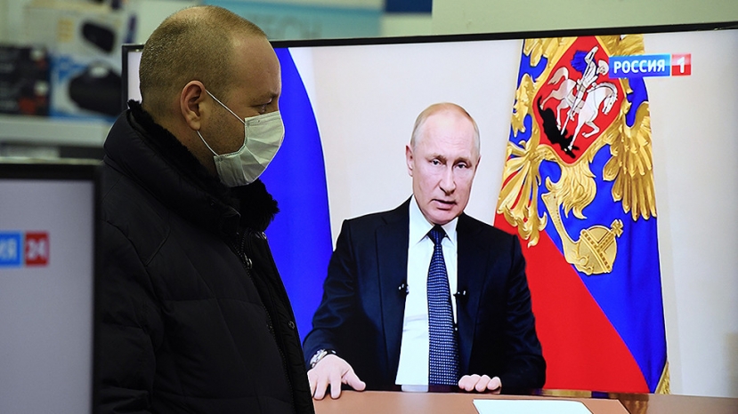 Holiday week, financial support for Covid-19 victims & taxes for rich: Putin lays out emergency virus plan