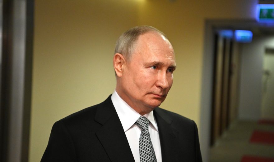 Путин: Экономика России растет, она стала крупнейшей в Европе
