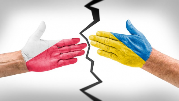 С Бандерой, ОУН и УПА* Украина не вступит в ЕС, — министр обороны Польши