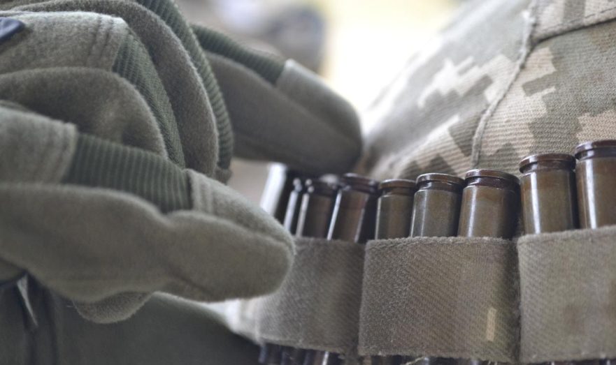 Военный эксперт Риттер: поставляемое Западом Киеву оружие оказалось на черном рынке