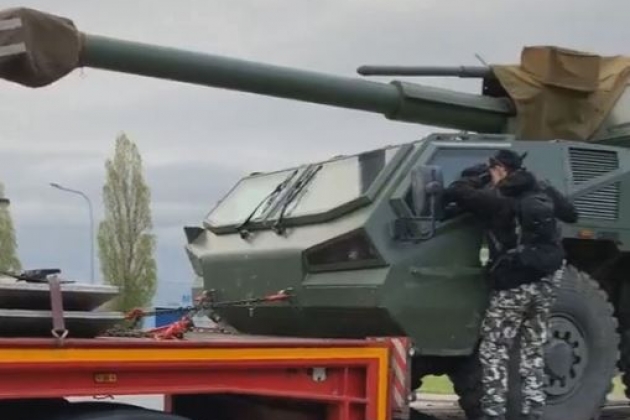 Чехия начала поставку на Украину модернизированных САУ Dana M2