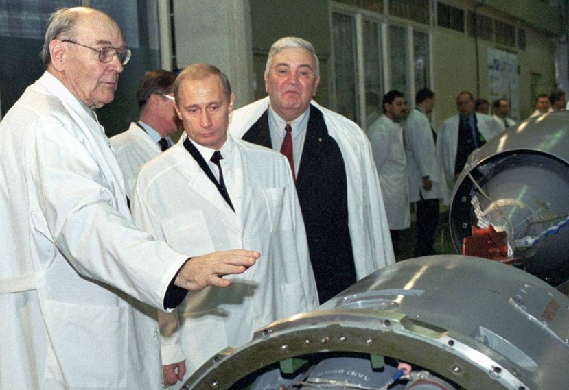 Герберт Ефремов - создатель "Авангарда" и мирного неба над головой
