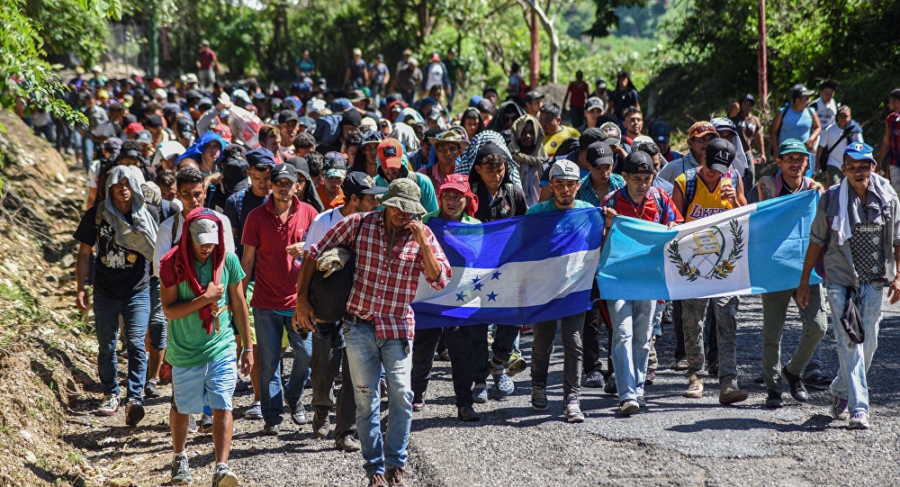 Migrants Bound for US Mull Staying in Mexico for Work - Reports