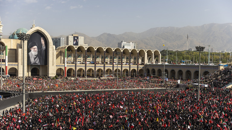 Mourners demand ‘revenge’ for slain Iranian leader