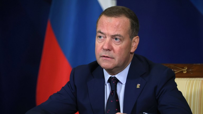 Medvedev proposes changes to Russia’s migration policy
