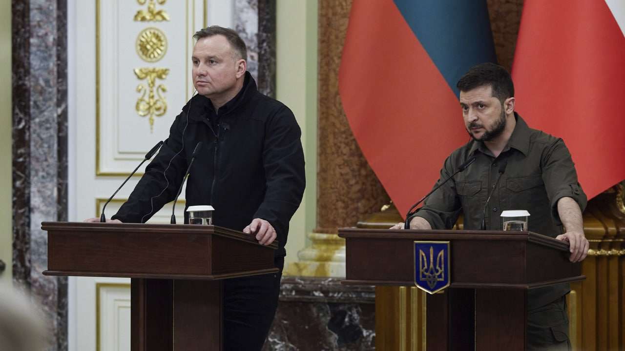 «Внутренний фронт»: главный страх Запада и Зеленского на Украине