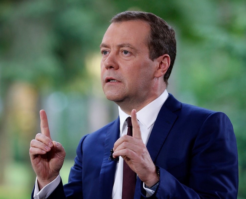 Председатель Правительства ответил на вопросы ведущего программы Сергея Брилёва.