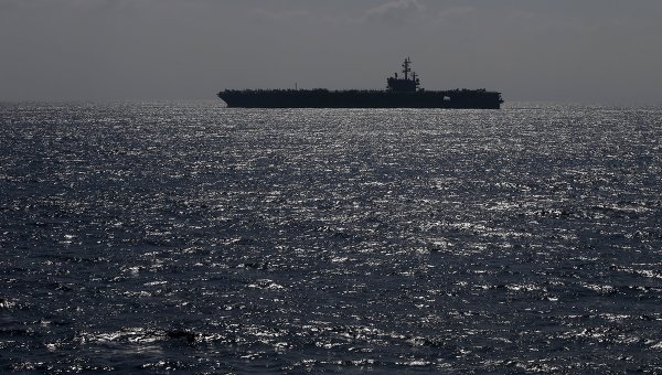 NI: США признали, что их авианосцы находятся в глубоком кризисе