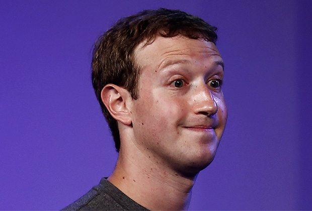 «Пришло время все разрушить». У Цукерберга отбирают WhatsApp и Instagram. Почему власти США вдруг объявили его врагом демократии?