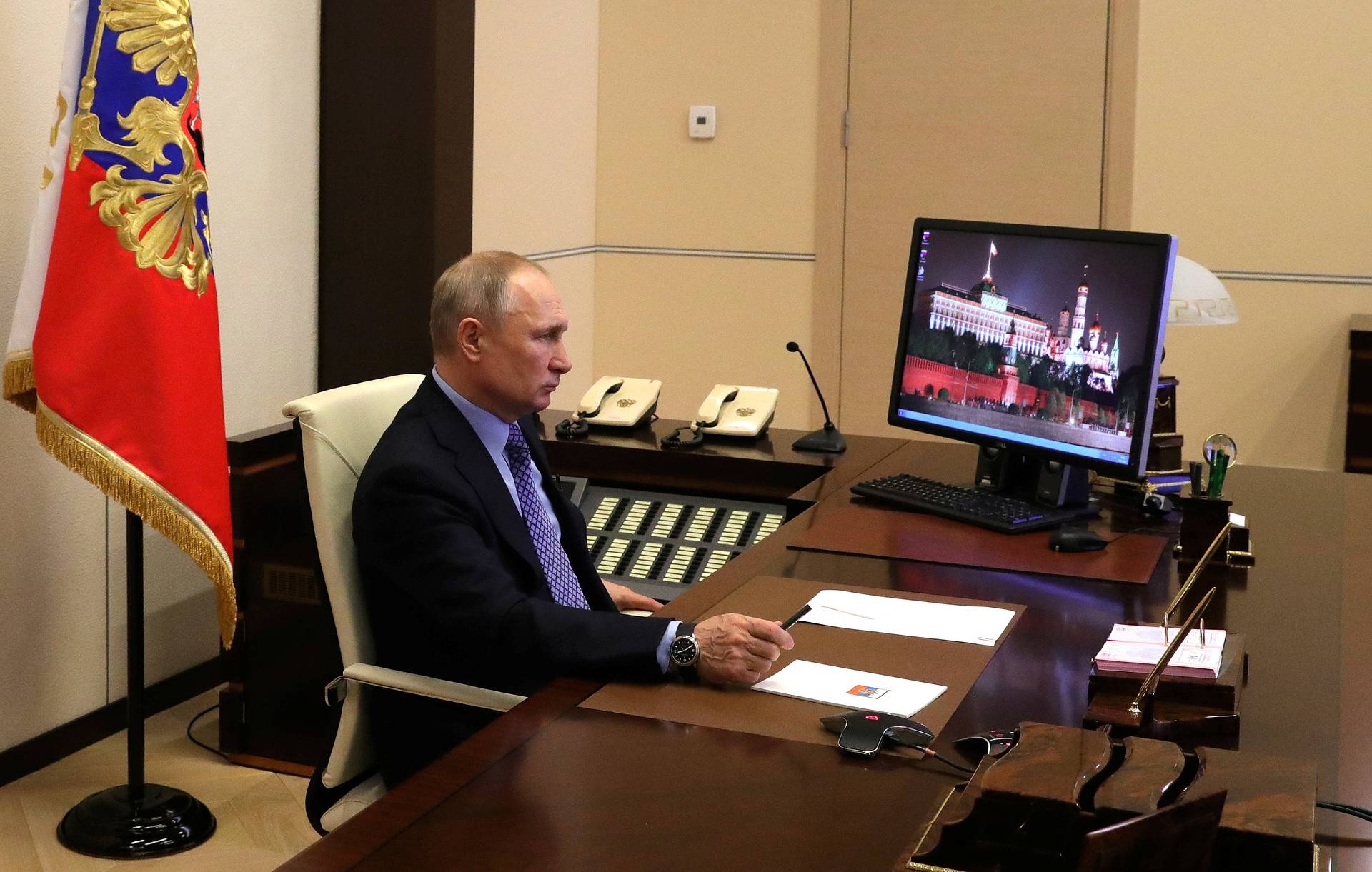 Putin Says Russia Has 'Significant Experience' in COVID Fight, Ready to Share With APEC Countries