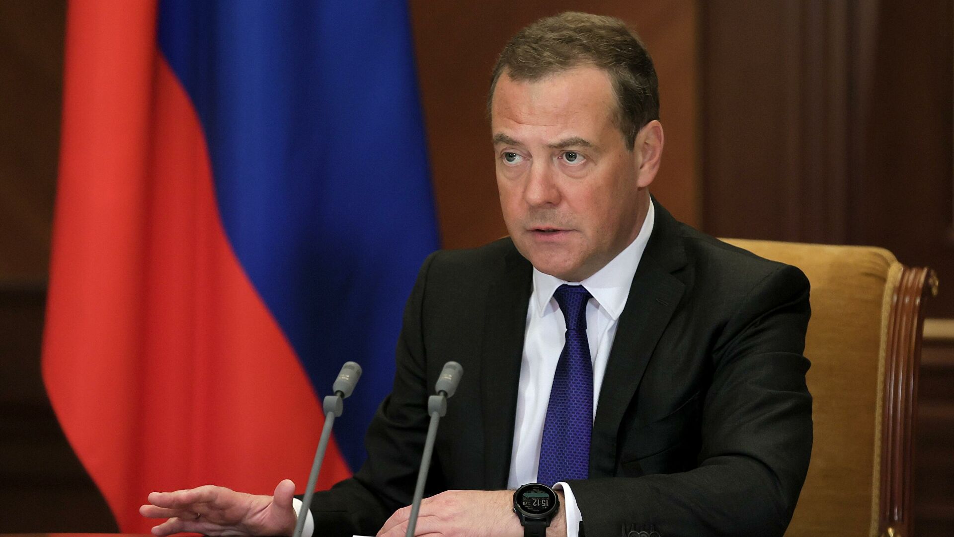 Принуждение к диалогу