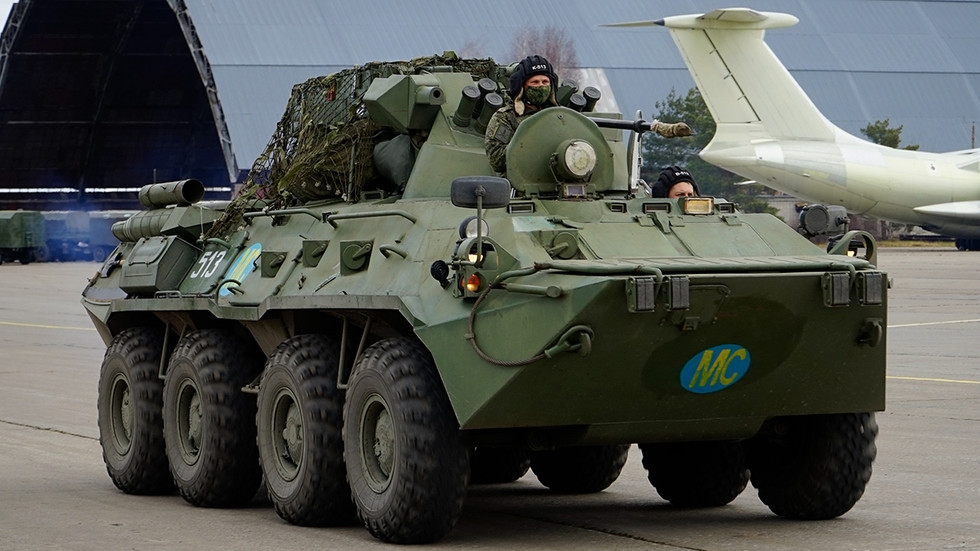 Russian military setting up humanitarian response center in disputed Nagorno-Karabakh as hundreds of refugees on the move