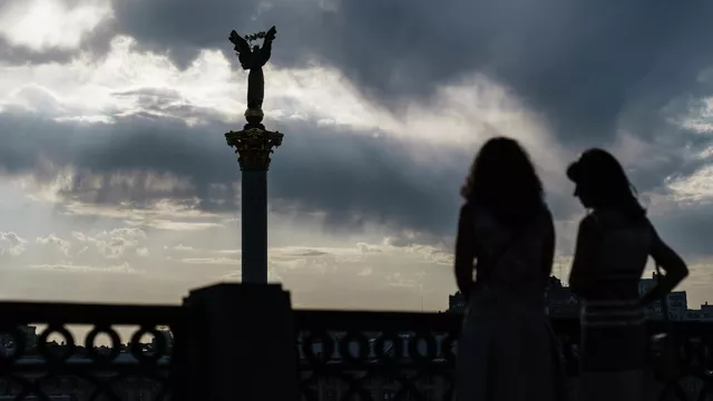 Франция подготовит план развития электросетей Украины, заявили власти Киева